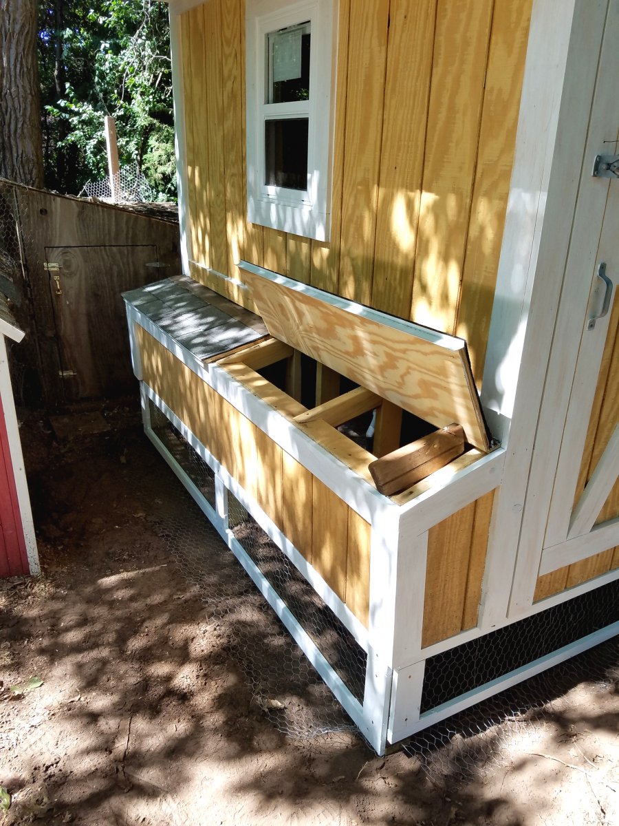 Как построить курятник своими руками? - фото 16