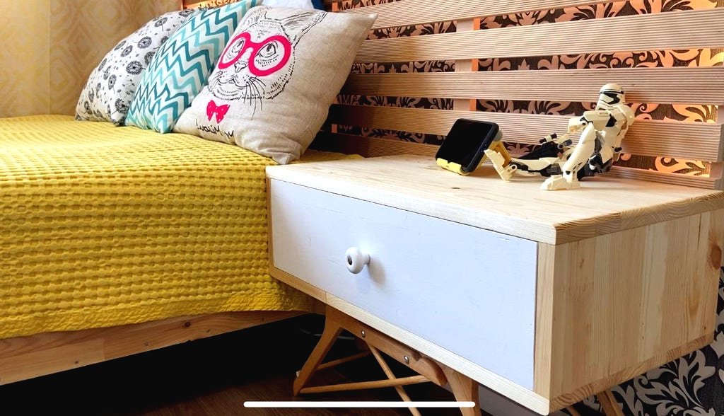 Тумбочка из вешалок своими руками - фото 2