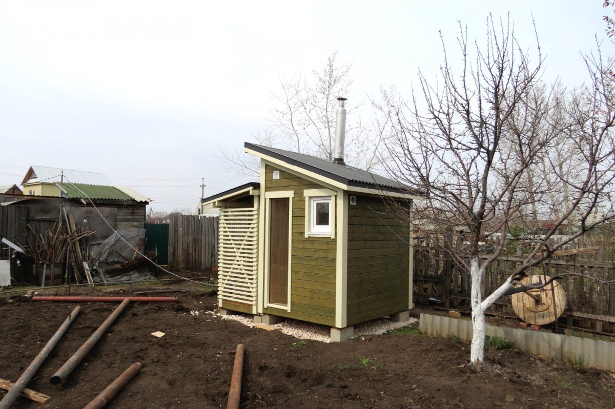 Мини банька с верандой - фото 3