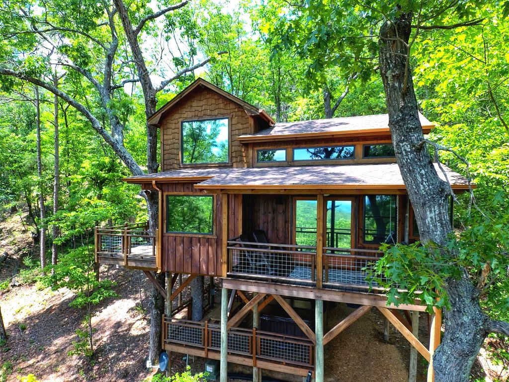 Трехэтажный домик на дереве - фото 18