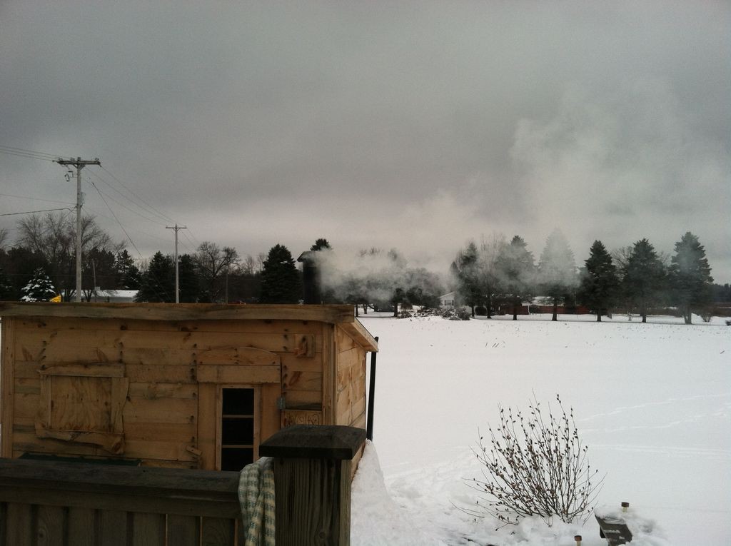 Сауна из подручных материалов  - фото 16