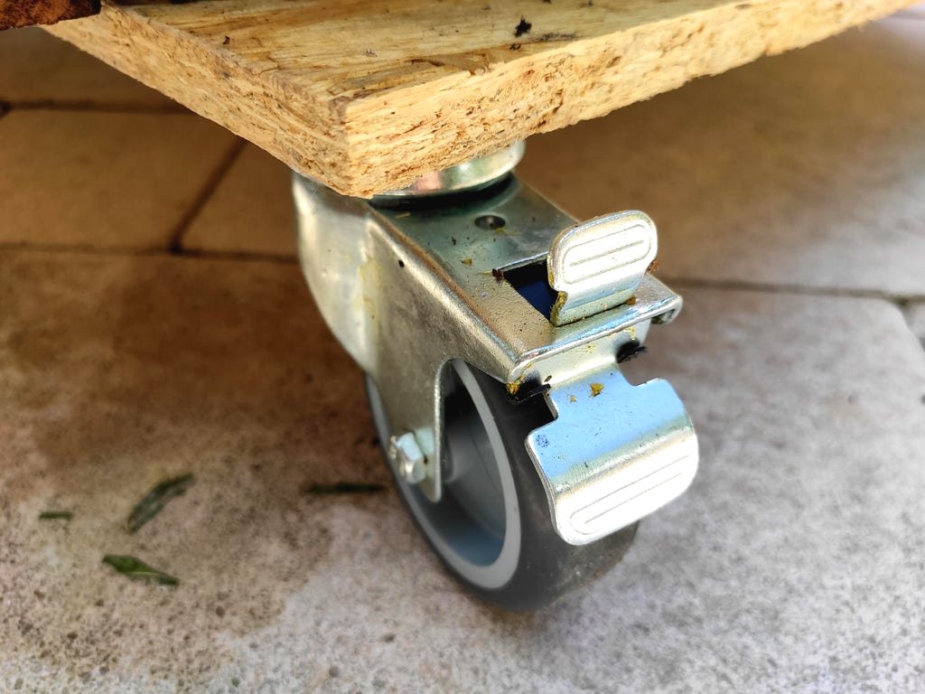 Мобильный вертикальный сад из ящиков - фото 4