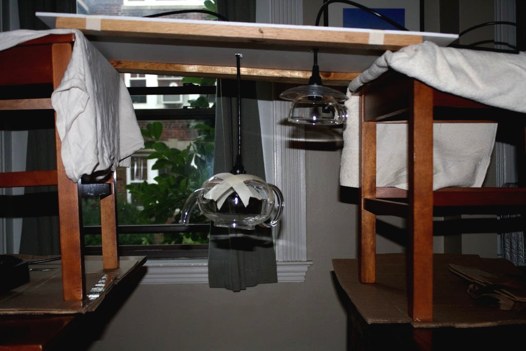 Подвесной светильник из чайного сервиза - фото 11