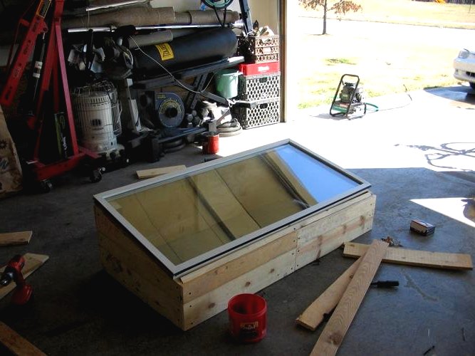 Как построить мини-парник для огурцов - фото 4