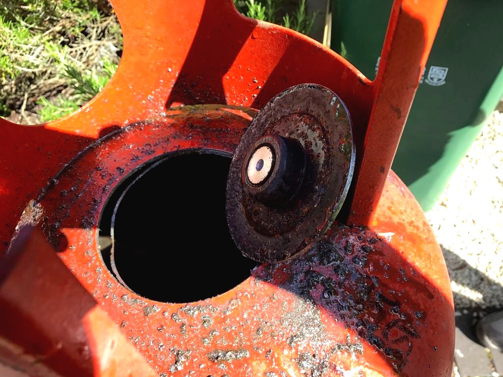 Коптильня из газового баллона  - фото 5