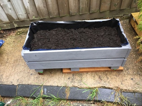 Грядка из поддонов - фото 9