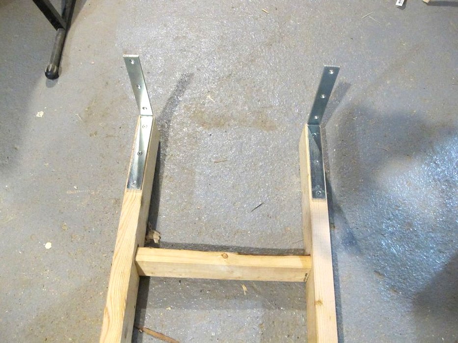 Деревянная лестница для чердака - фото 7