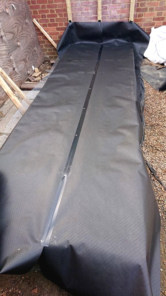 Современный сарай из дерева - фото 5