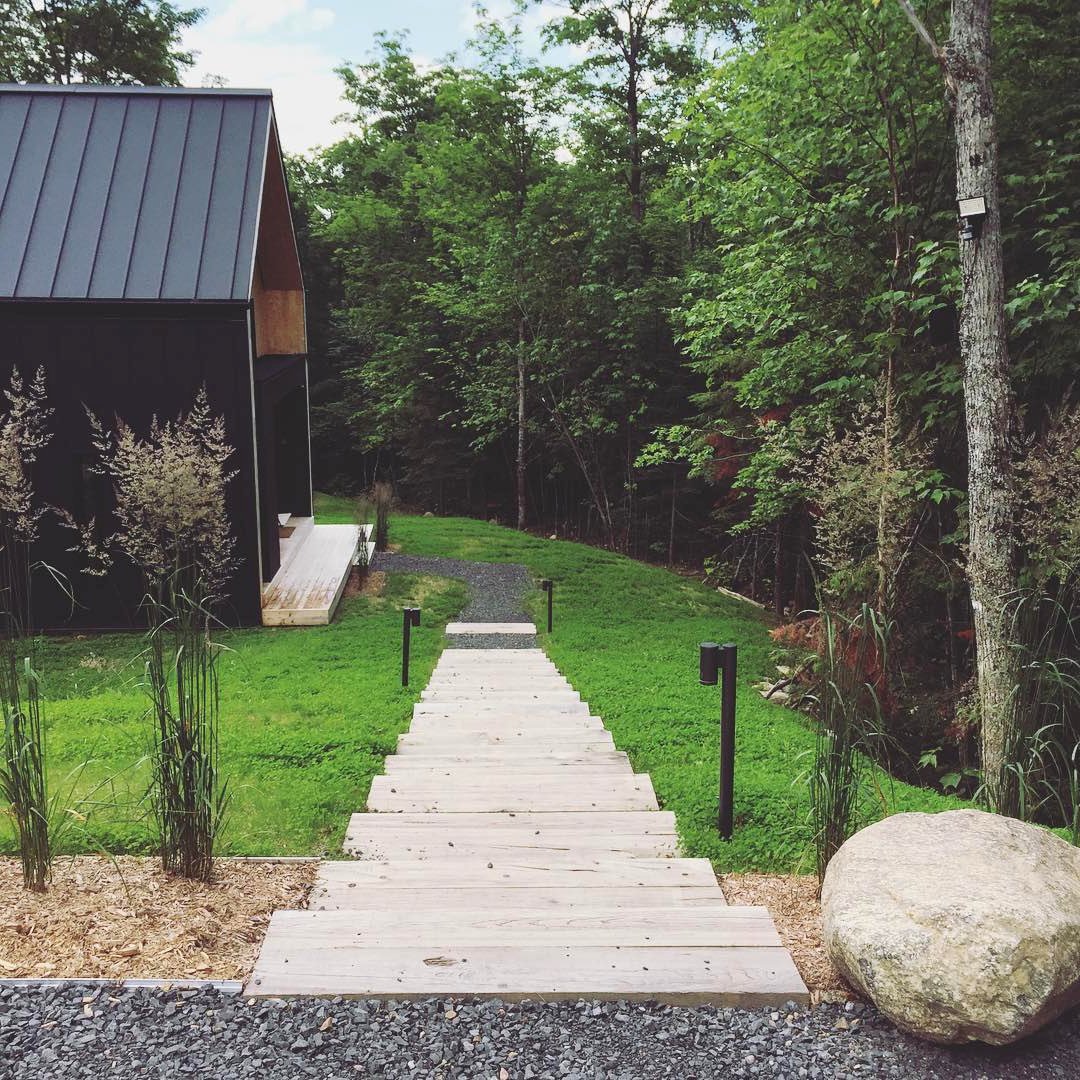 Каркасный дом с необычной террасой - фото 7