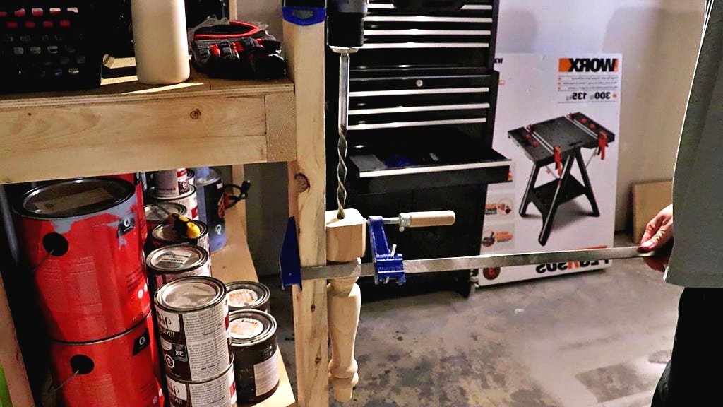 Настольная лампа из ножки стола - фото 8