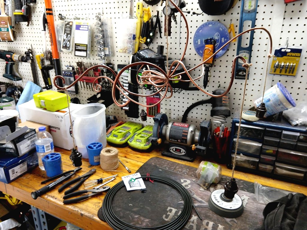 Оригинальная потолочная лампа - фото 7