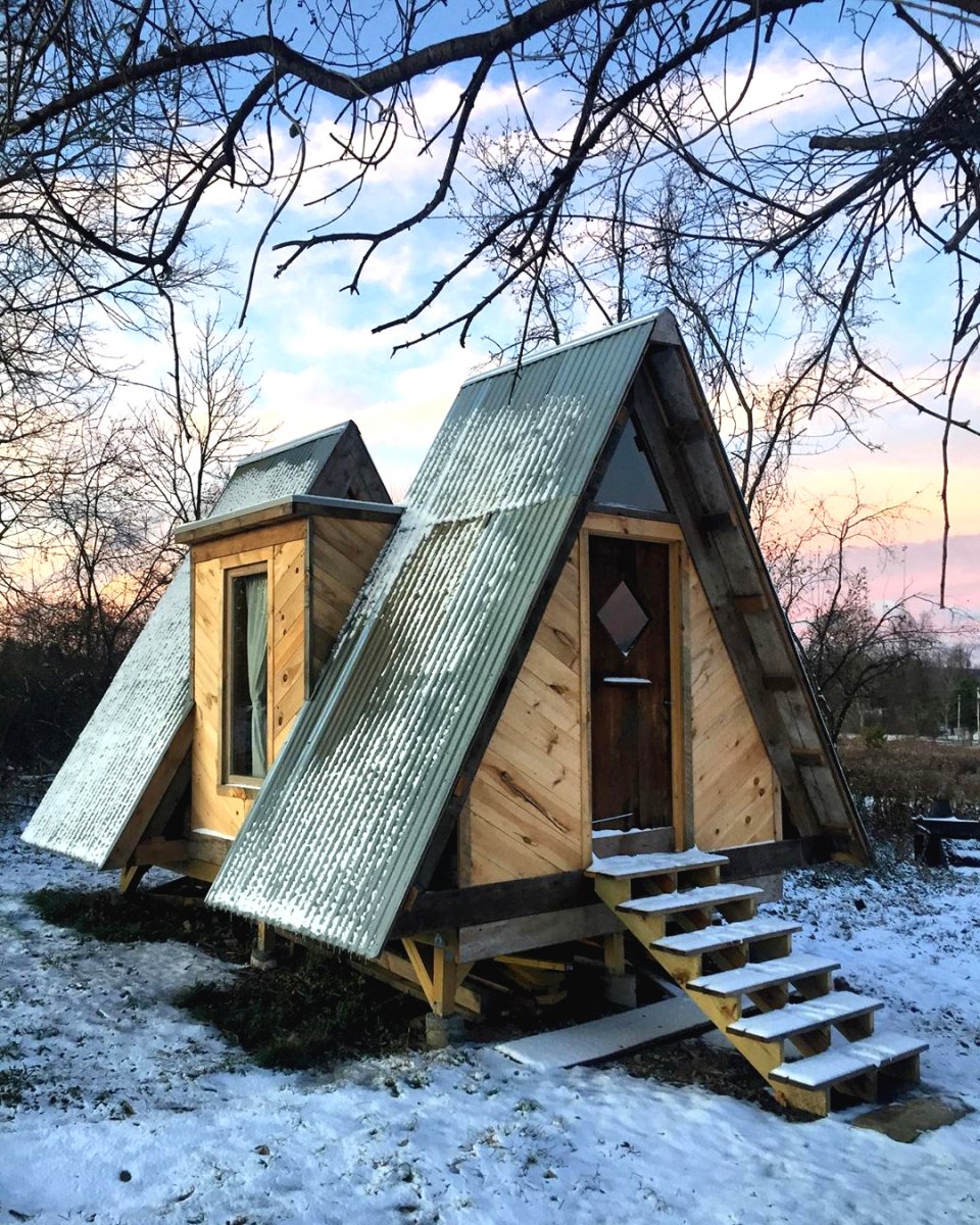 Удивительный мини домик из дерева - фото 6