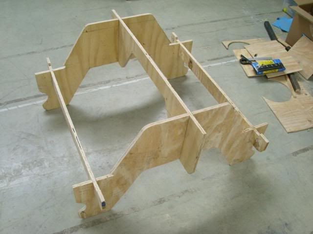 Стол из фанеры - фото 6