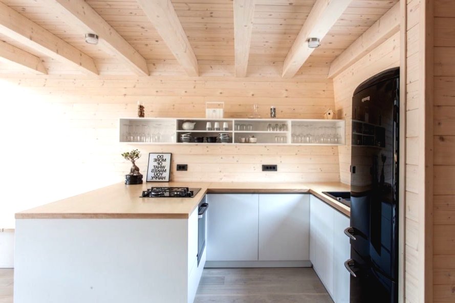 Необычный дом в лесу - фото 5