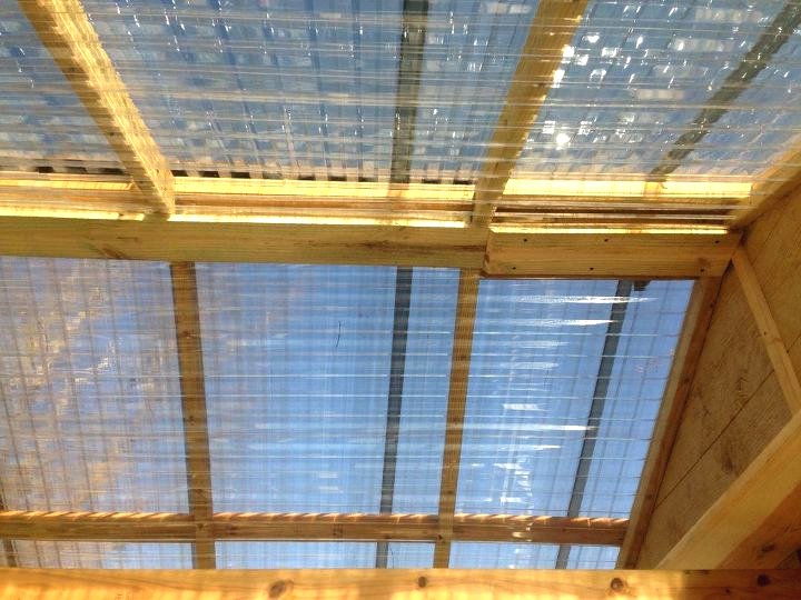 Теплица из старых окон - фото 10