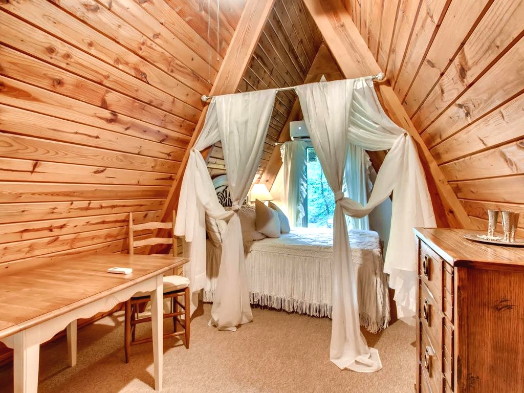 А - образный дом из дерева - фото 7