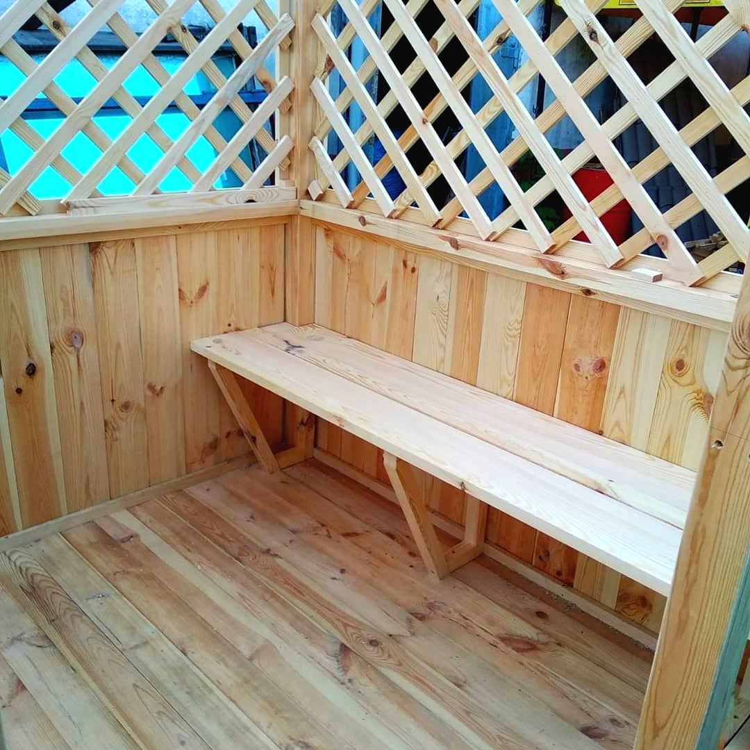 Интересная беседка из дерева - фото 5