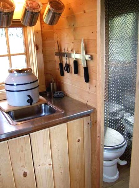 Домик на даче своими руками - фото 2