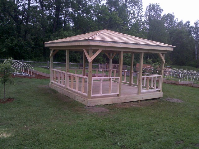 Беседка из дерева - фото 40