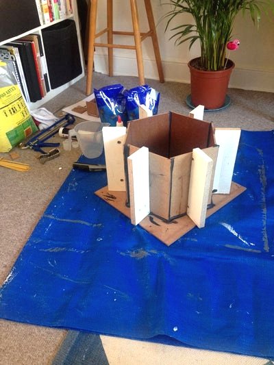 Шестигранный горшок из бетона - фото 4