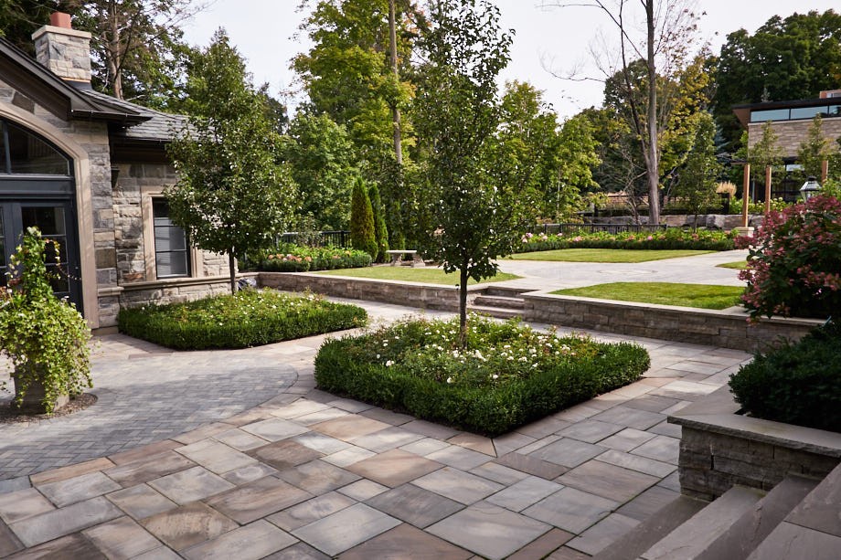 Дизайн сада с фонтаном - фото 4