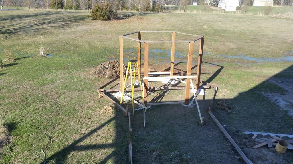 Шестиугольная беседка - фото 2