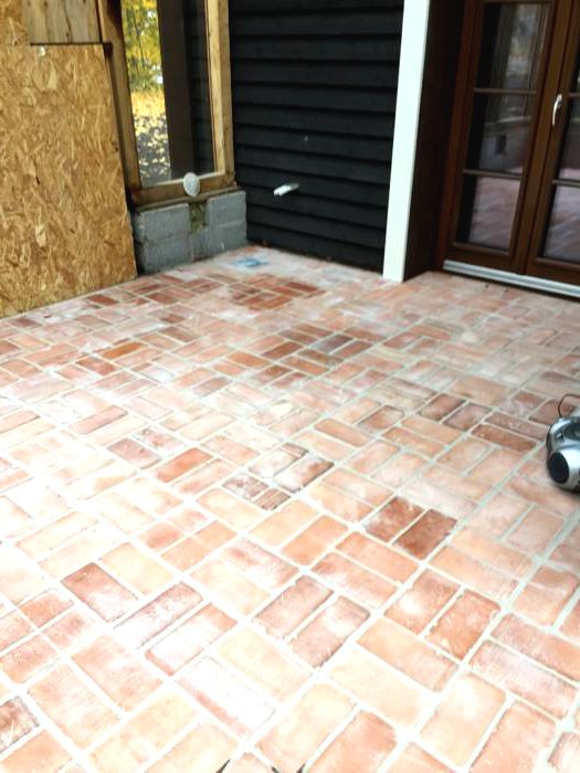 Необычный дом с видом на озеро - фото 44