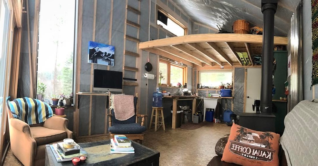 Дом с односкатной крышей в горах - фото 9