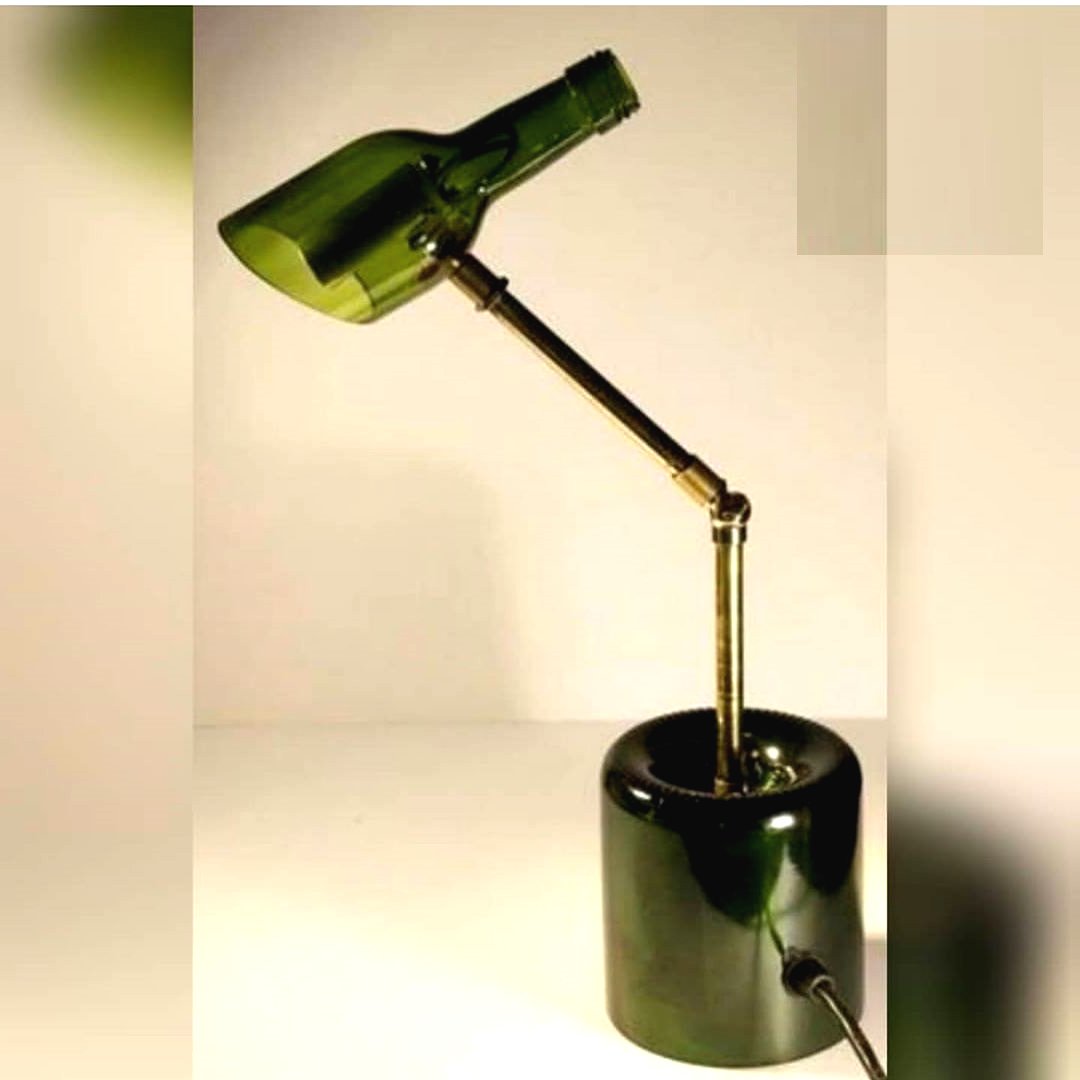 Что можно сделать из стеклянных бутылок своими руками - фото 2