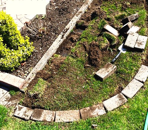 Улучшаем участок перед домом  - фото 5