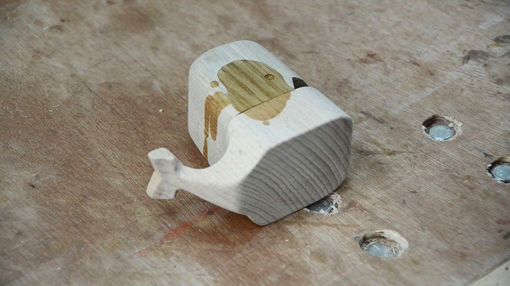 Китовая подставка для зубочисток - фото 2