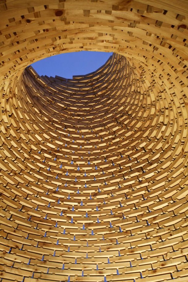 Оригинальная беседка - фото 6