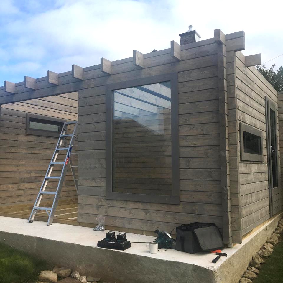 Интересный дом из соснового дерева - фото 5