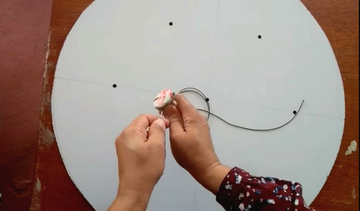 Оригинальный пуф из автопокрышки - фото 11