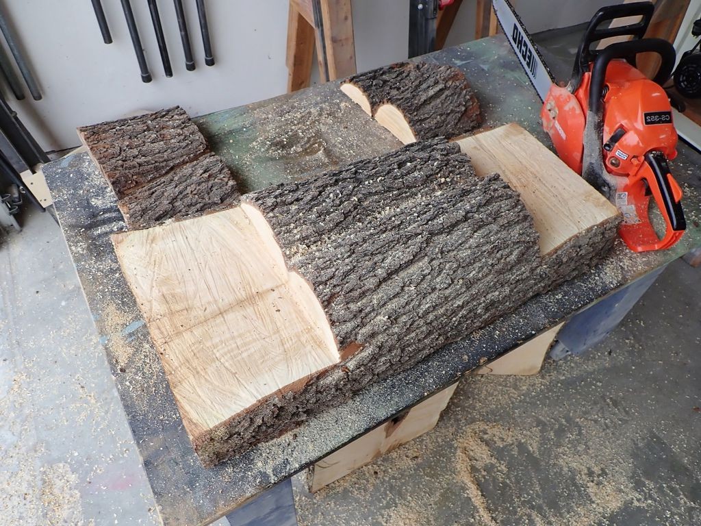 Простая садовая скамья из бревна - фото 11