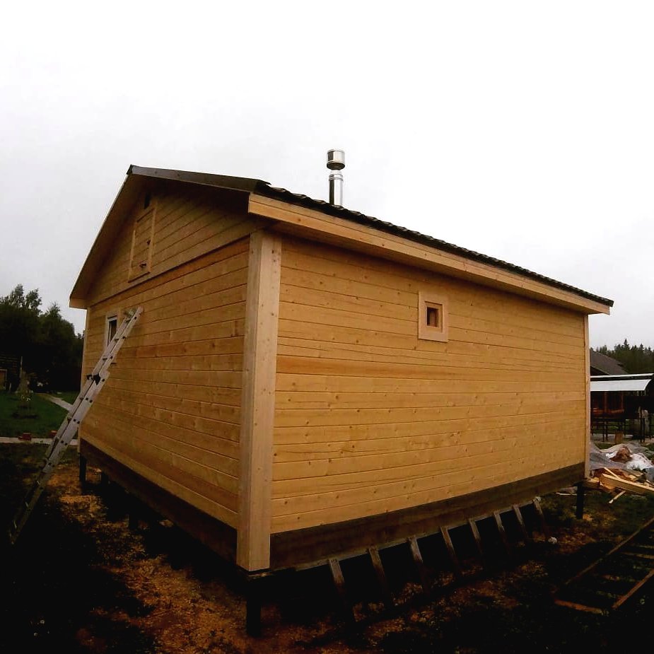 Баня размером 6х6 с террасой и мансардой - фото 6