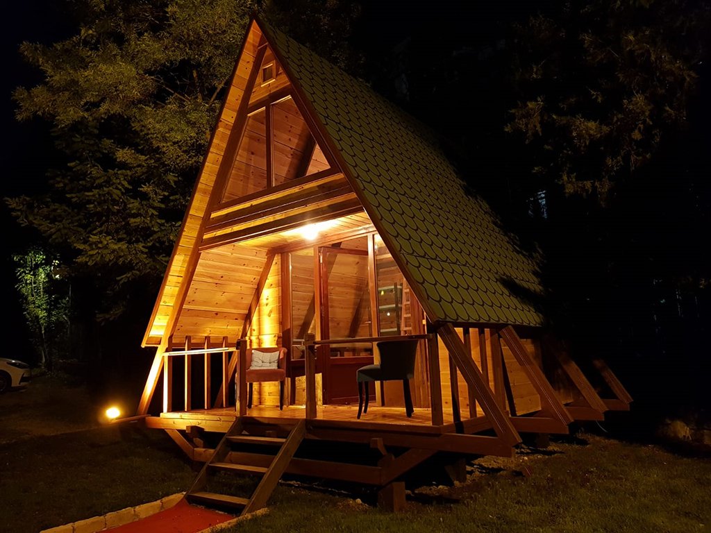 Небольшой деревянный дом для дачи - фото 5