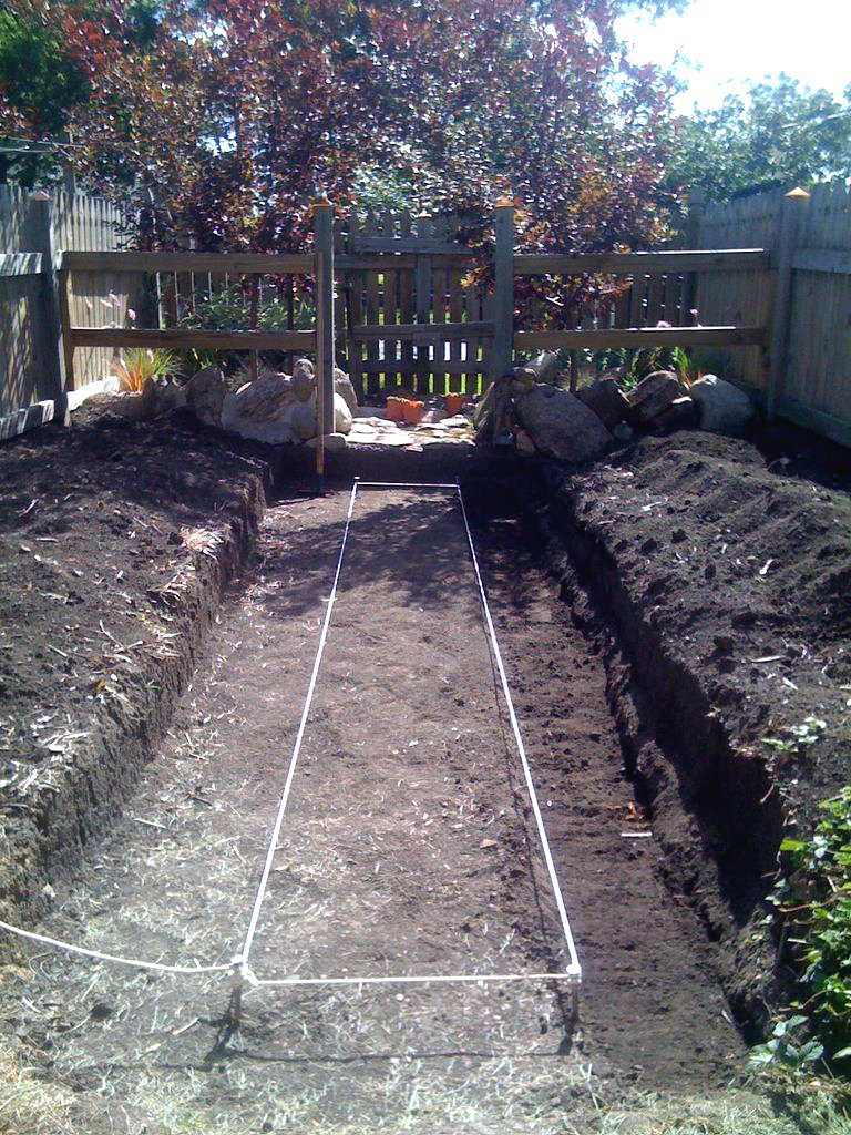 Садовая дорожка из кирпичей - фото 5