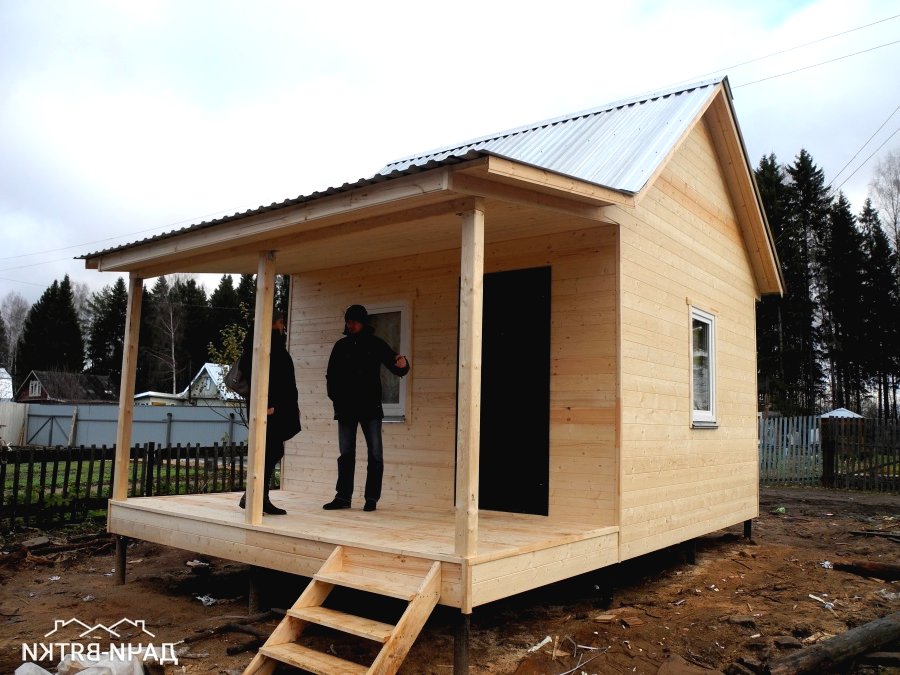 Каркасный деревянный дом с террасой 4*6 - фото 2