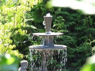 Как сделать трехуровневый садовый фонтан - фото 2