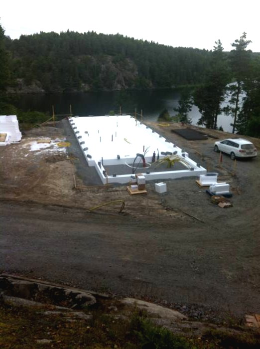 Необычный дом с видом на озеро - фото 5