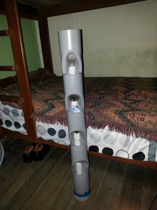 Вертикальная грядка сделанная из трубы ПВХ  - фото 18