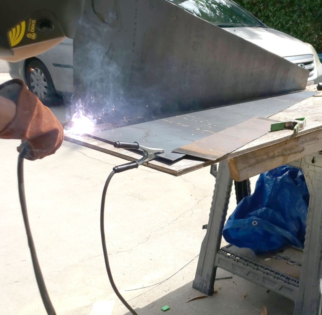 Необычный очаг для патио - фото 7