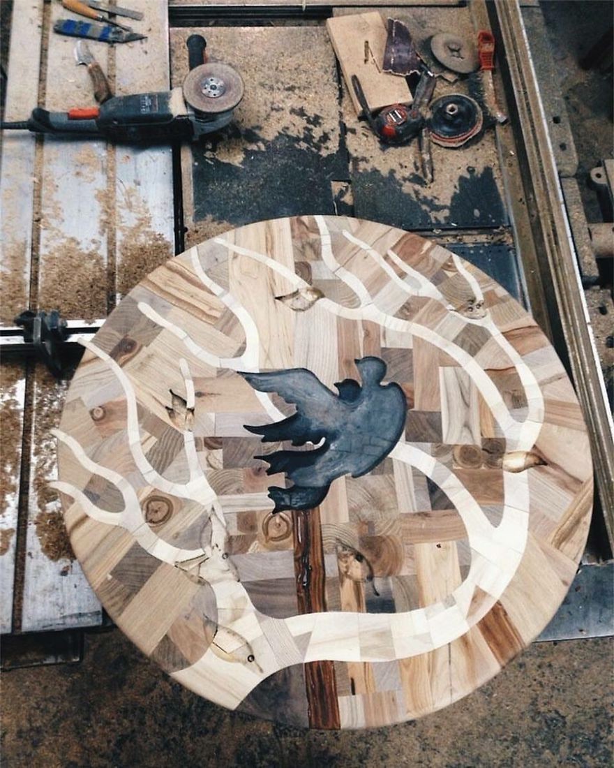 Интересный стол из 12 разных видов дерева - фото 5