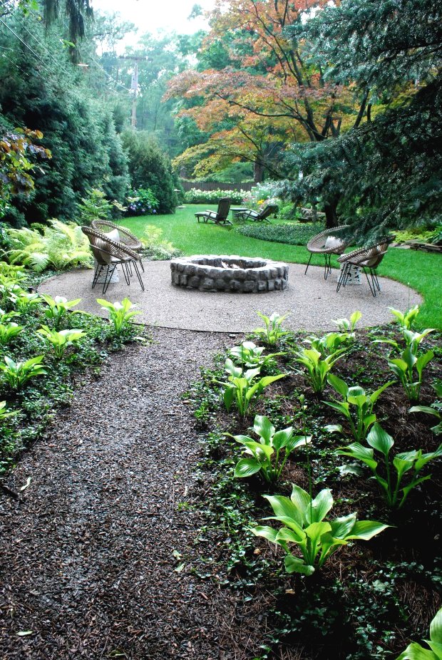 Необычный дизайн сада - фото 11