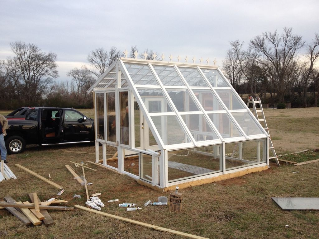 Теплица с оригинальным дизайном - фото 12