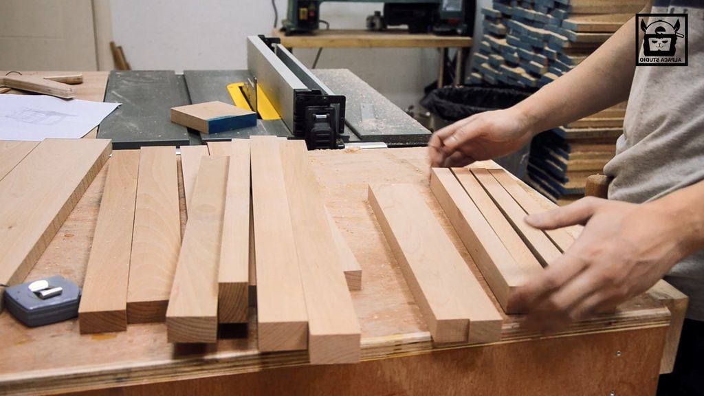 Современное кресло из дерева - фото 5