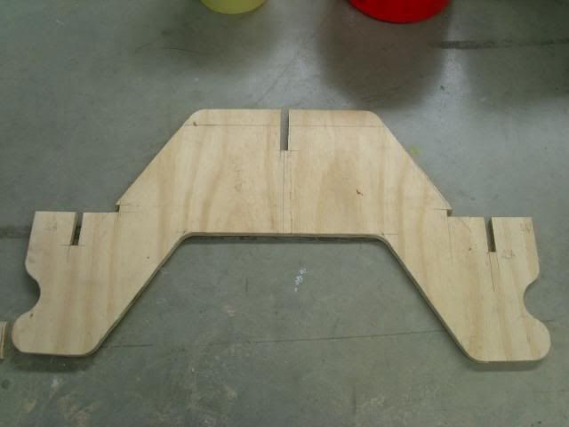 Стол из фанеры - фото 5