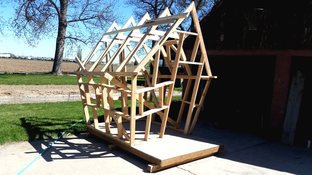 Детский игровой деревянный домик на даче - фото 2