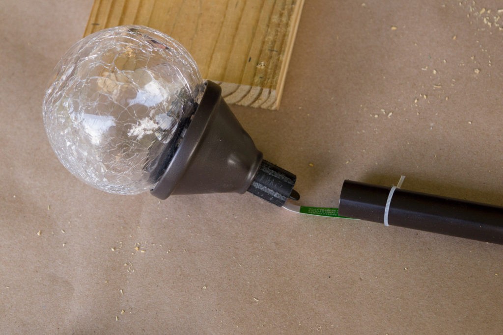 Необычный фонарь из дерева - фото 4